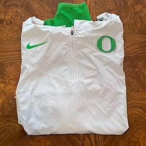 University of oregon student athlete issued Nike half zip hoodie